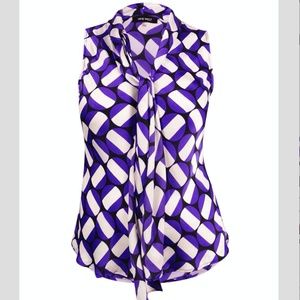 Nine West tie front blouse size large